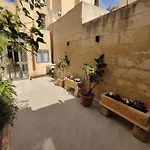 Peaceful Traditional Maltese Townhouse