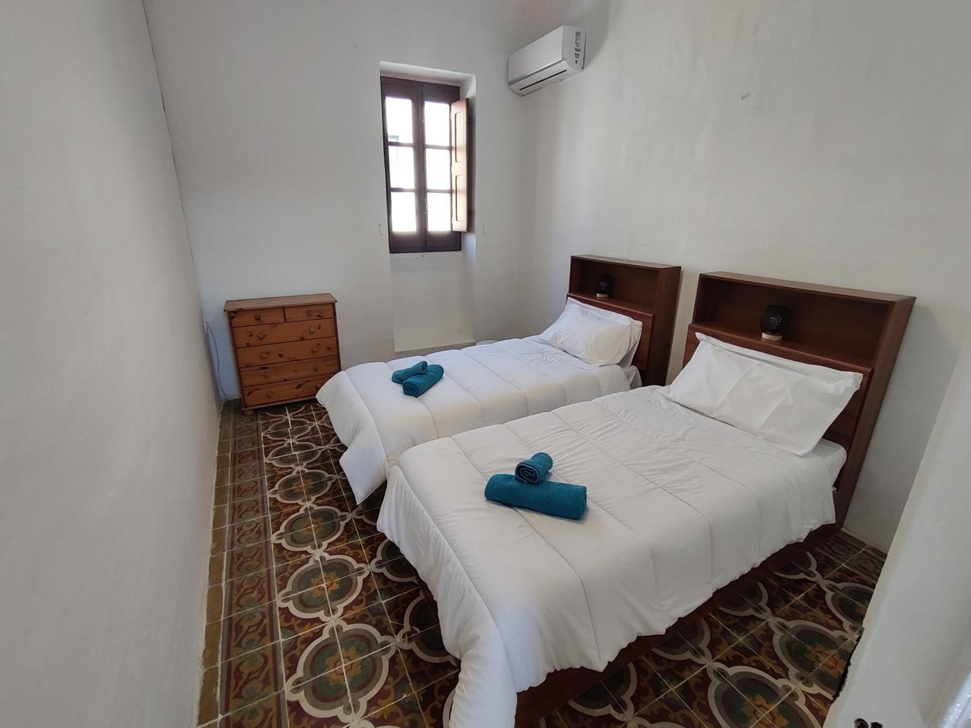 Peaceful Traditional Maltese Townhouse * Luqa