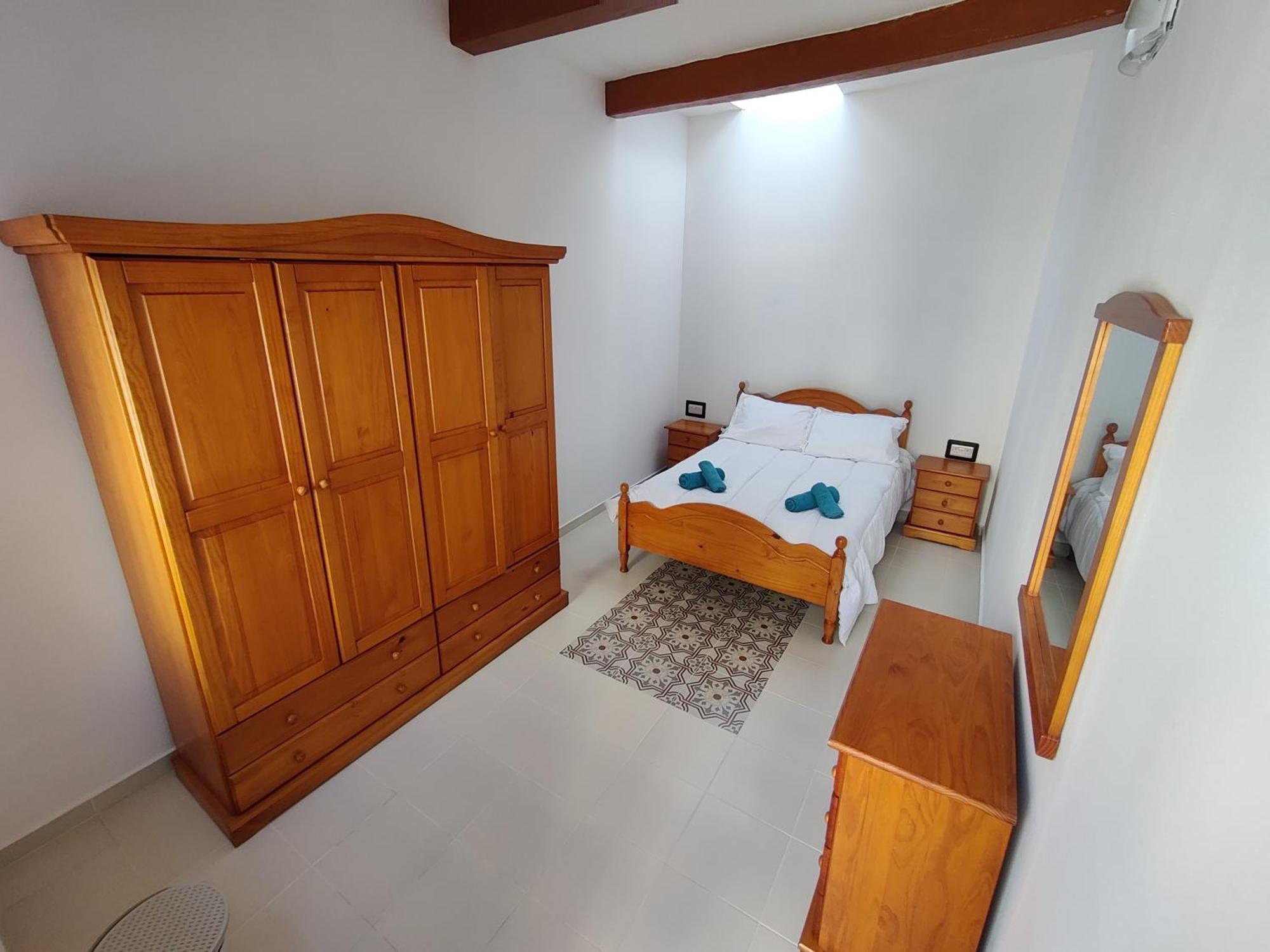 Peaceful Traditional Maltese Townhouse *